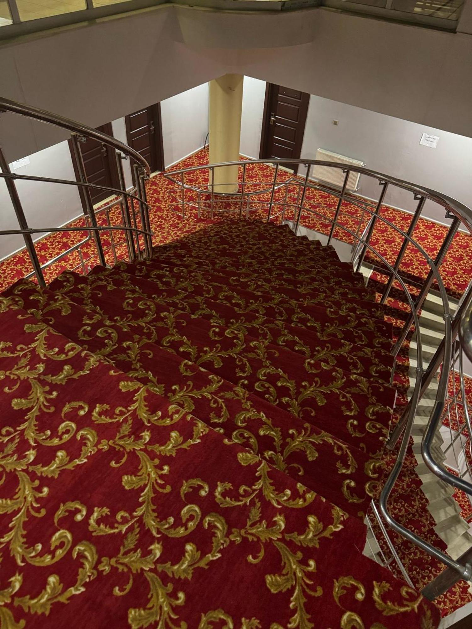 Dimet Park Hotel 반 외부 사진